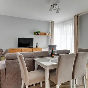 - Bursztynowa Apartament